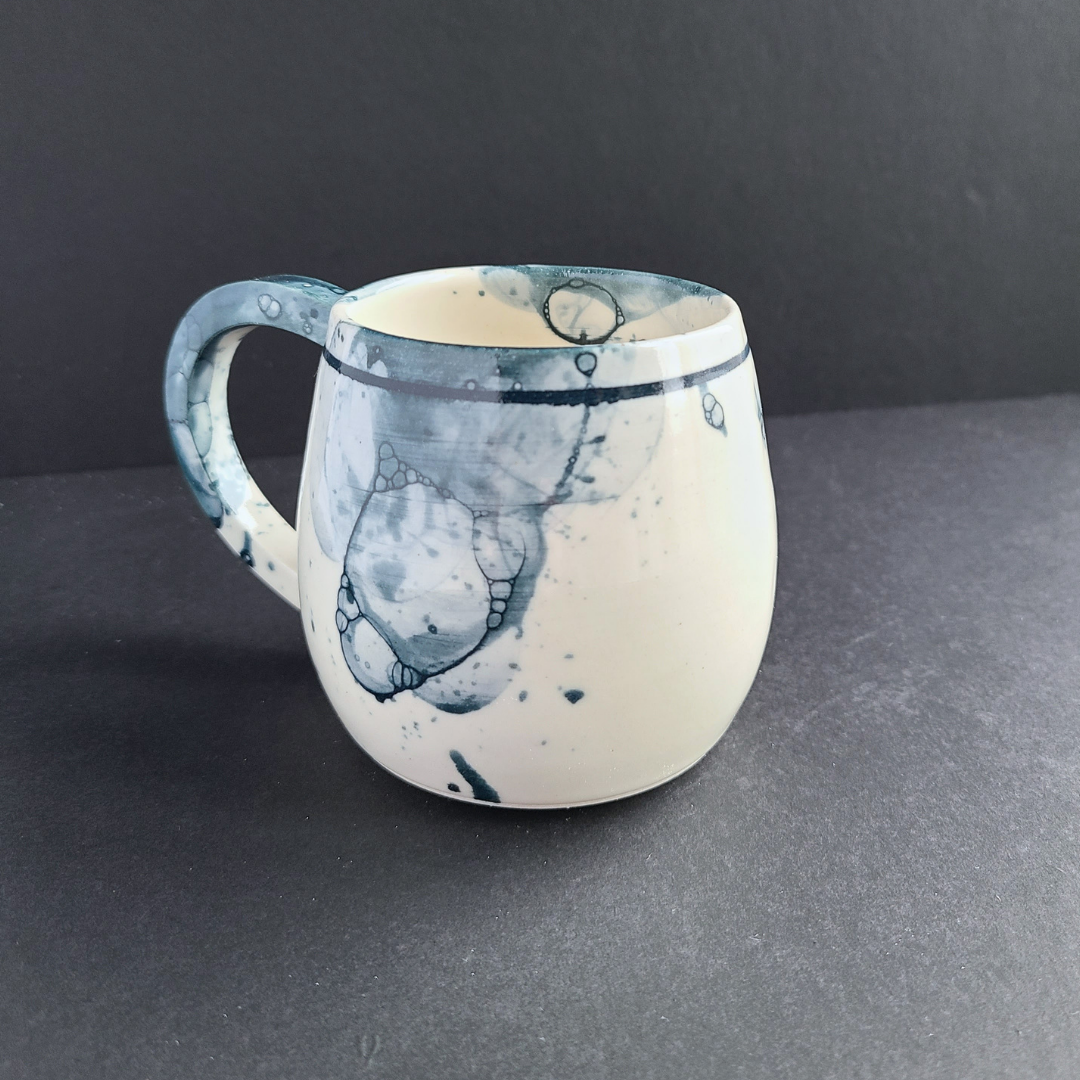 Tasse bleue
