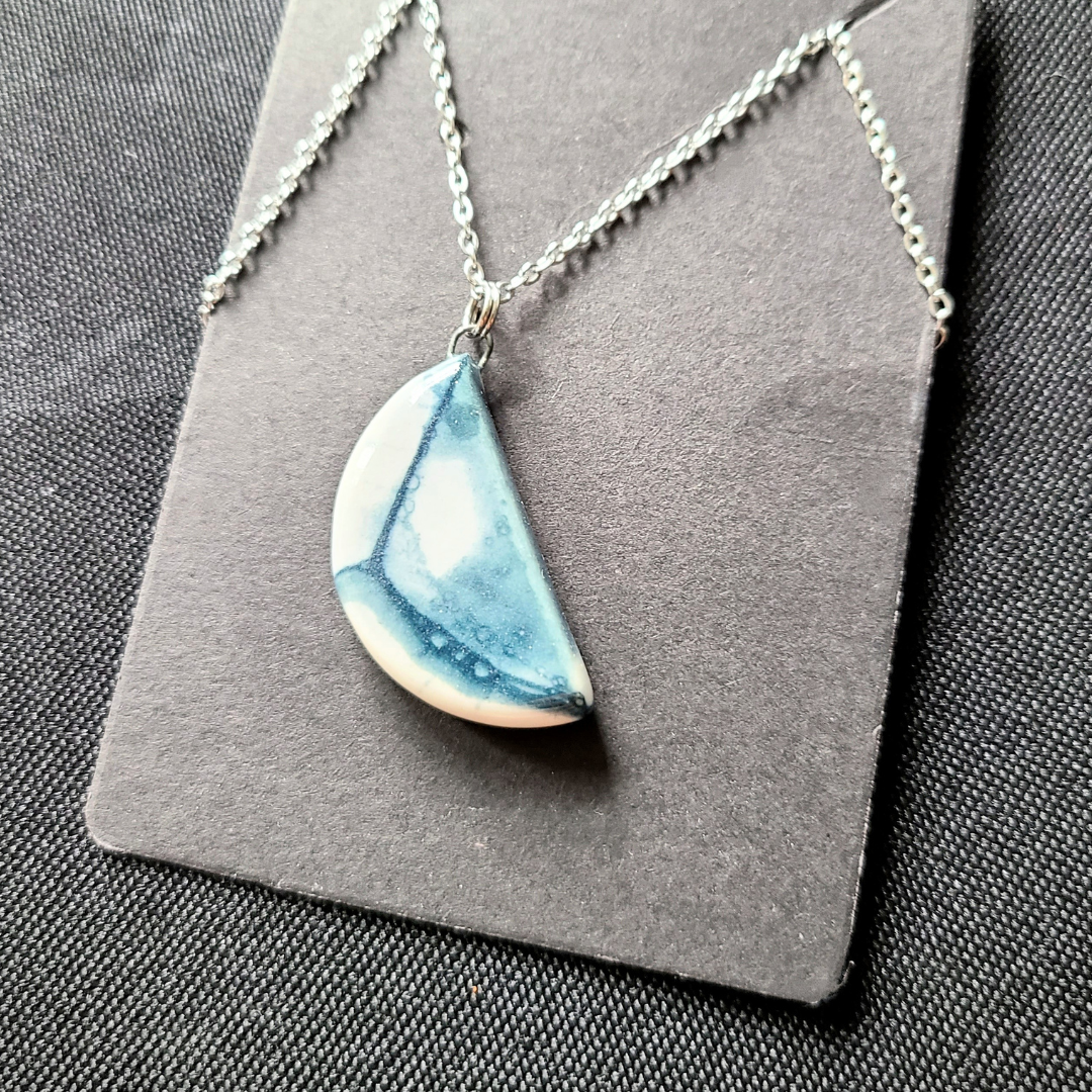 Blue half moon bubbles pendant