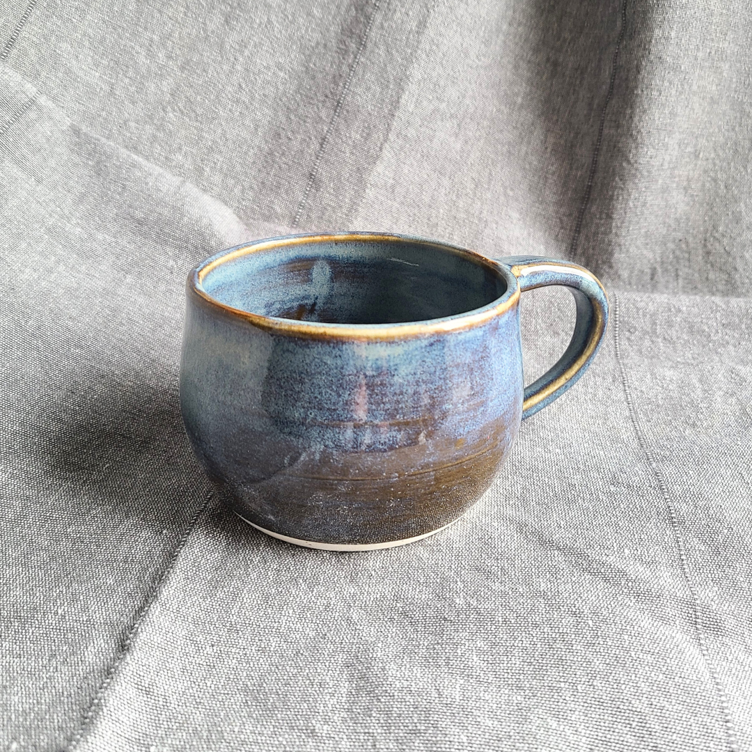 Blue mug