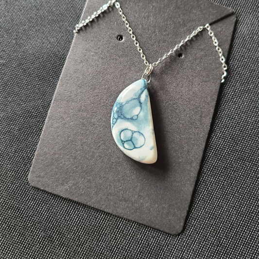 Blue half moon bubbles pendant