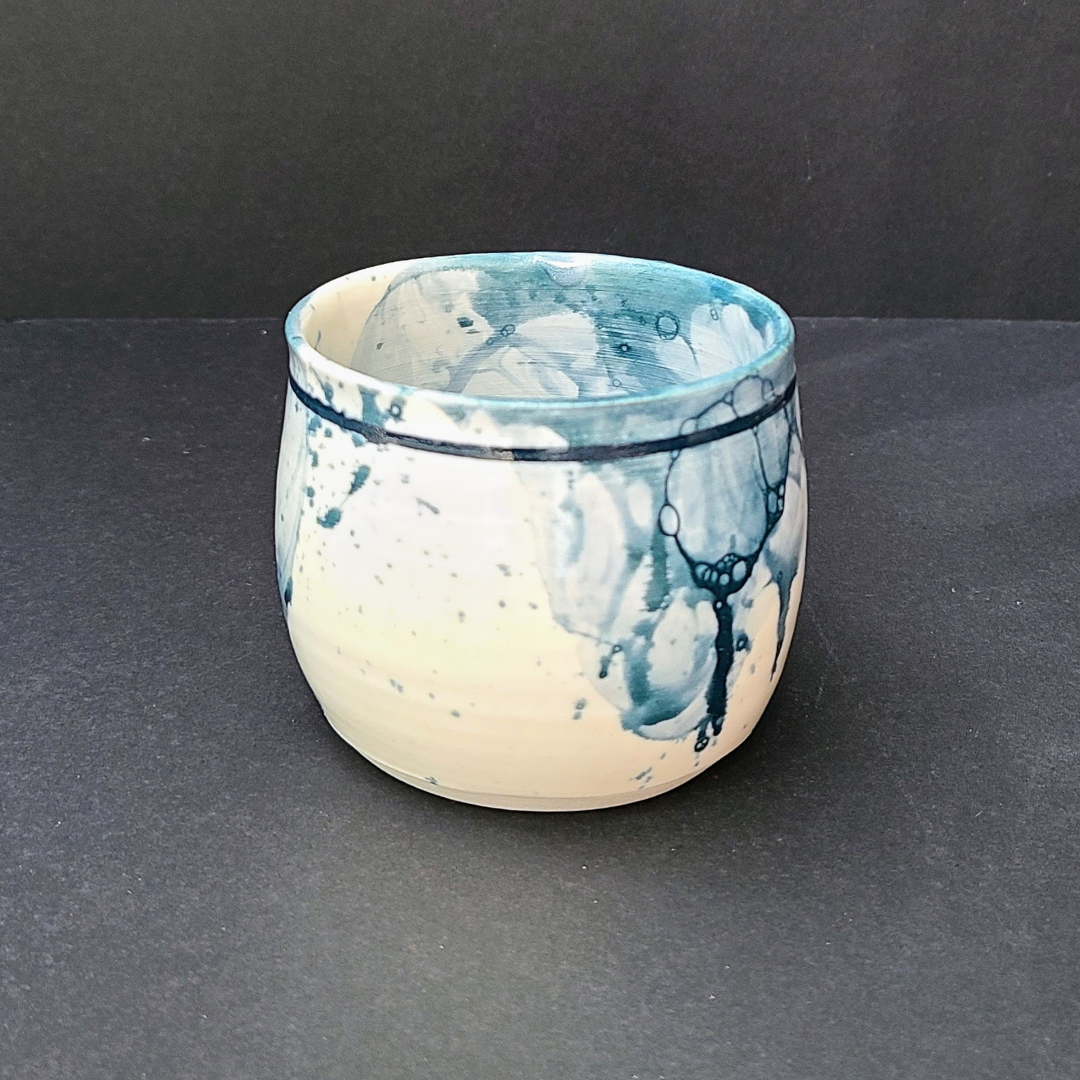Tasse bleue