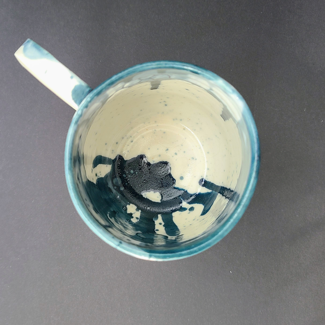 Blue mug