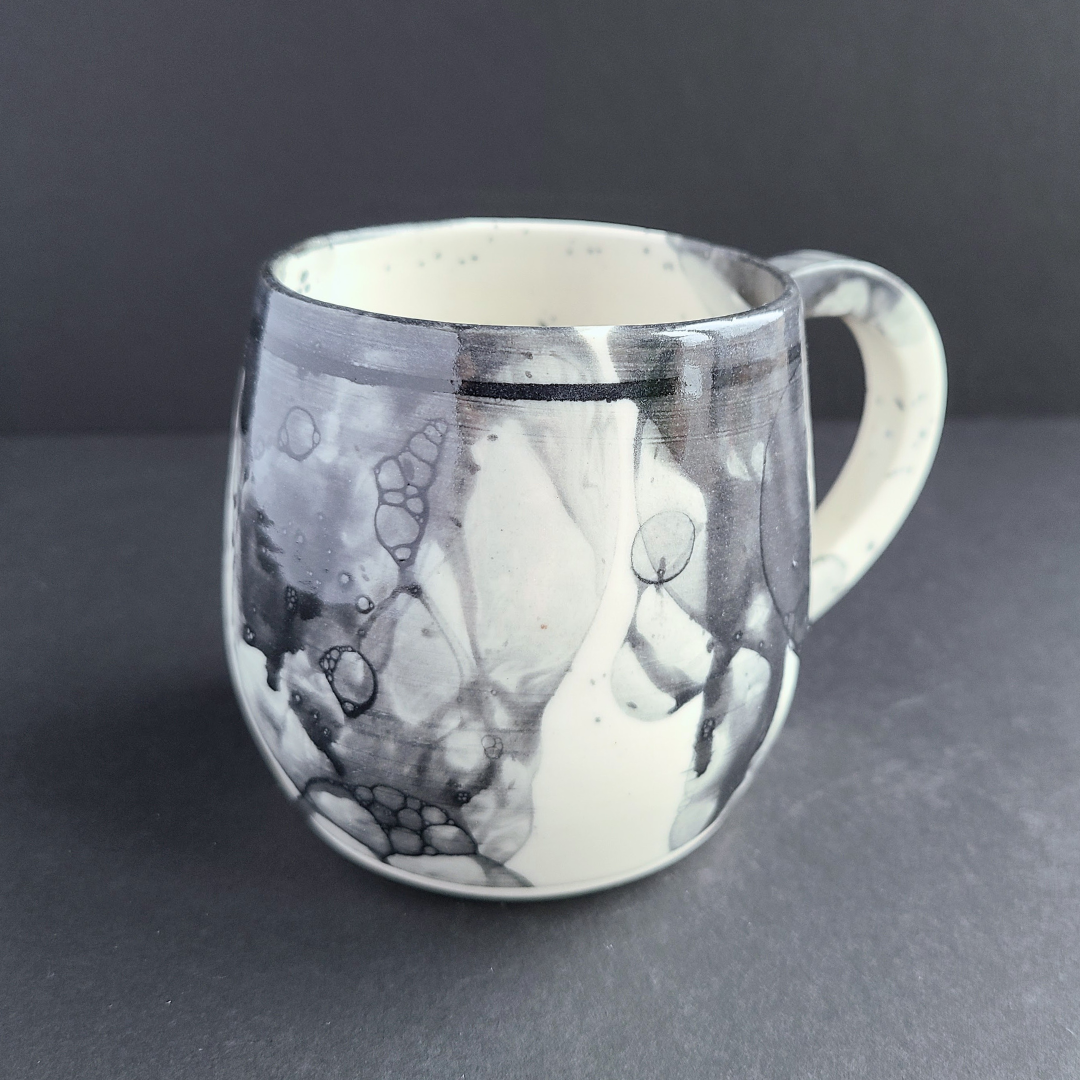 Black mug